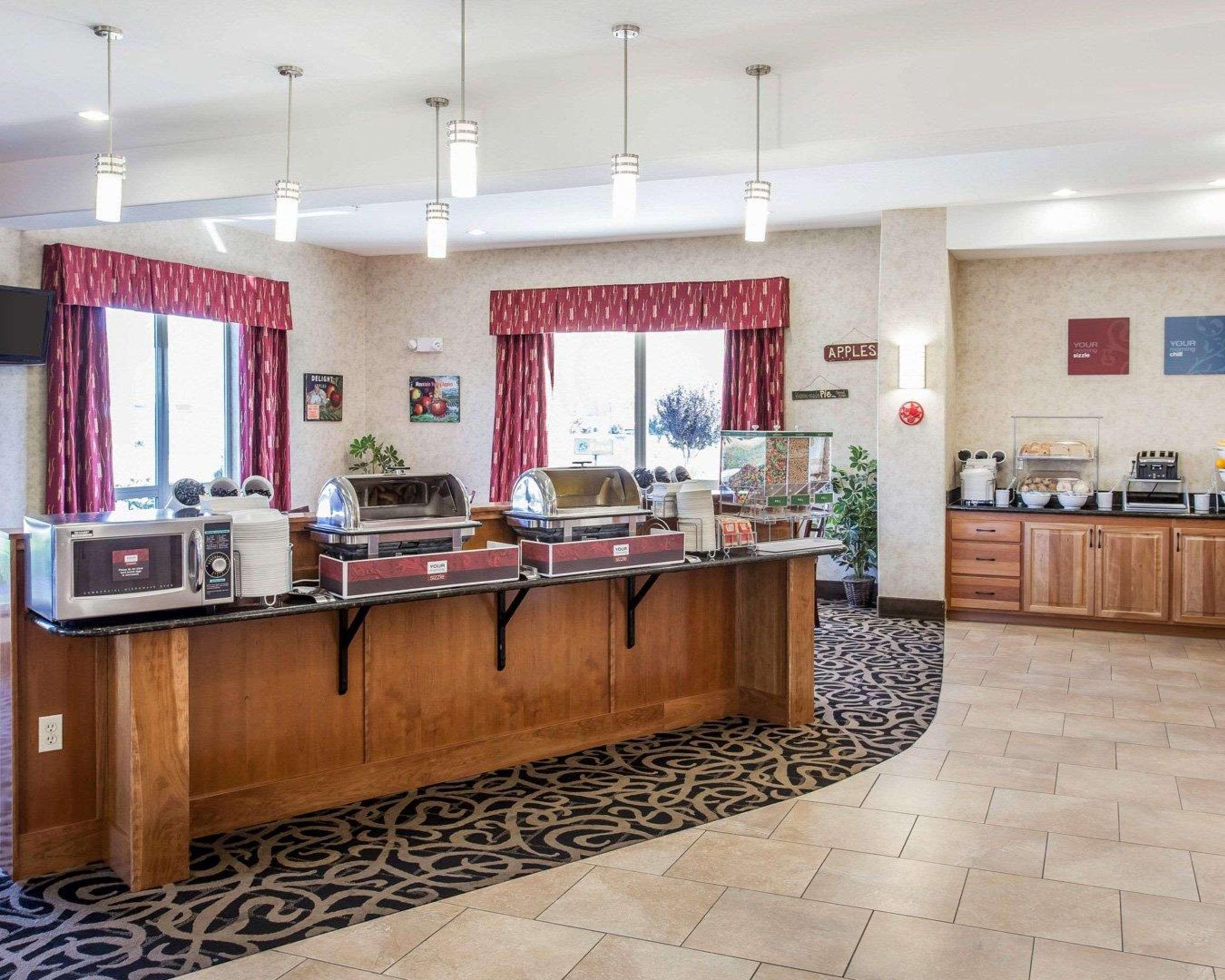 Comfort Suites Wenatchee Gateway Extérieur photo