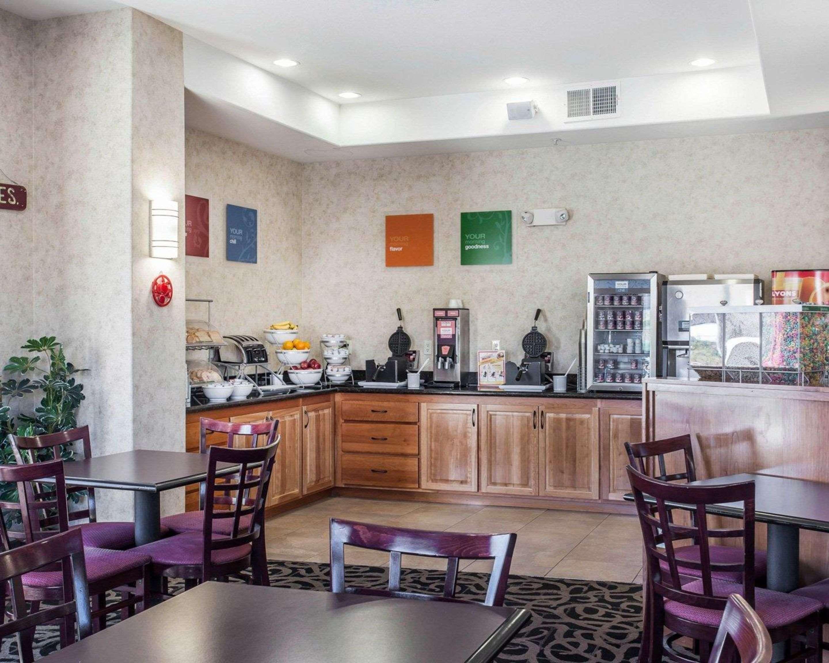 Comfort Suites Wenatchee Gateway Extérieur photo