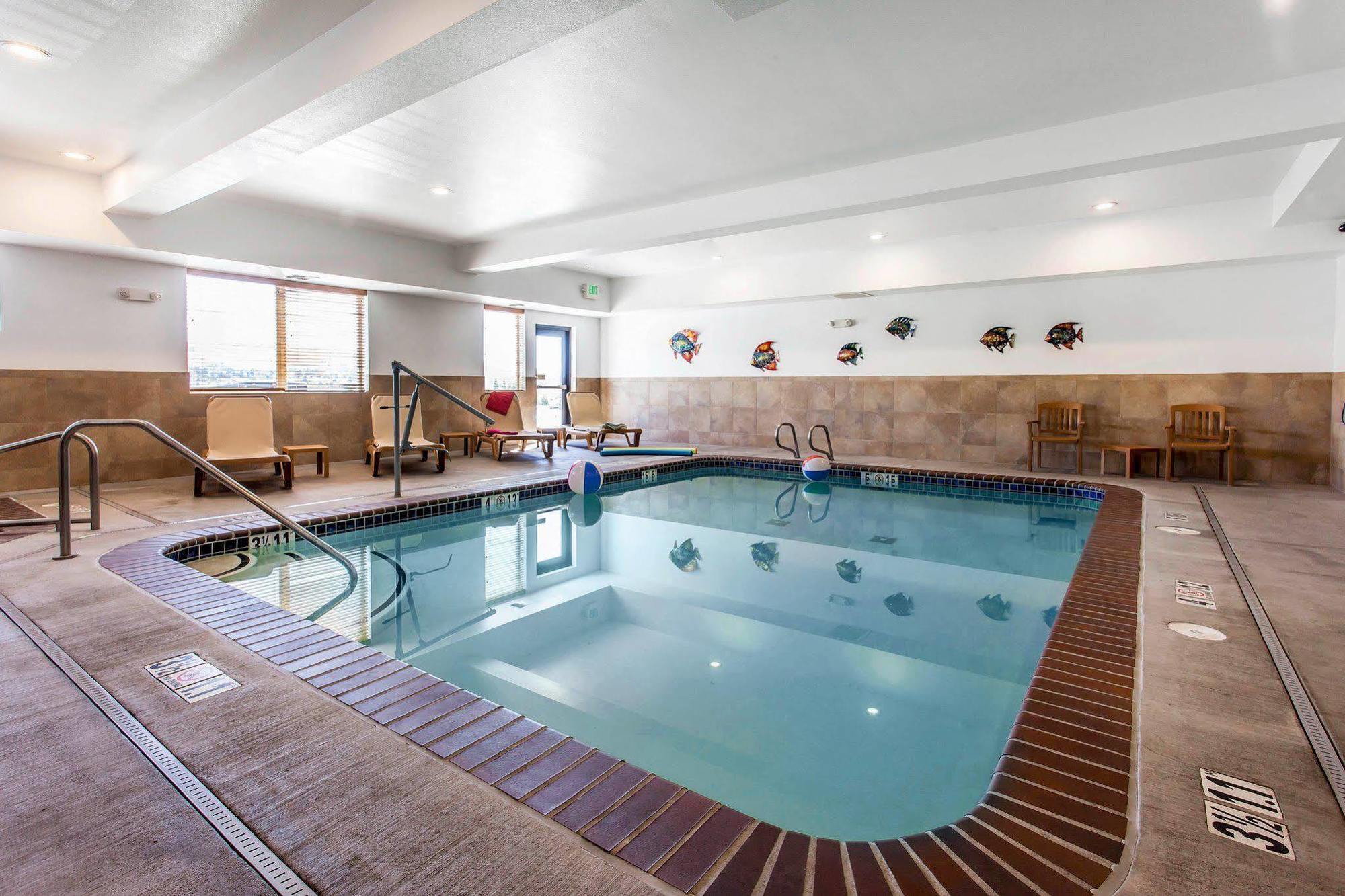 Comfort Suites Wenatchee Gateway Extérieur photo